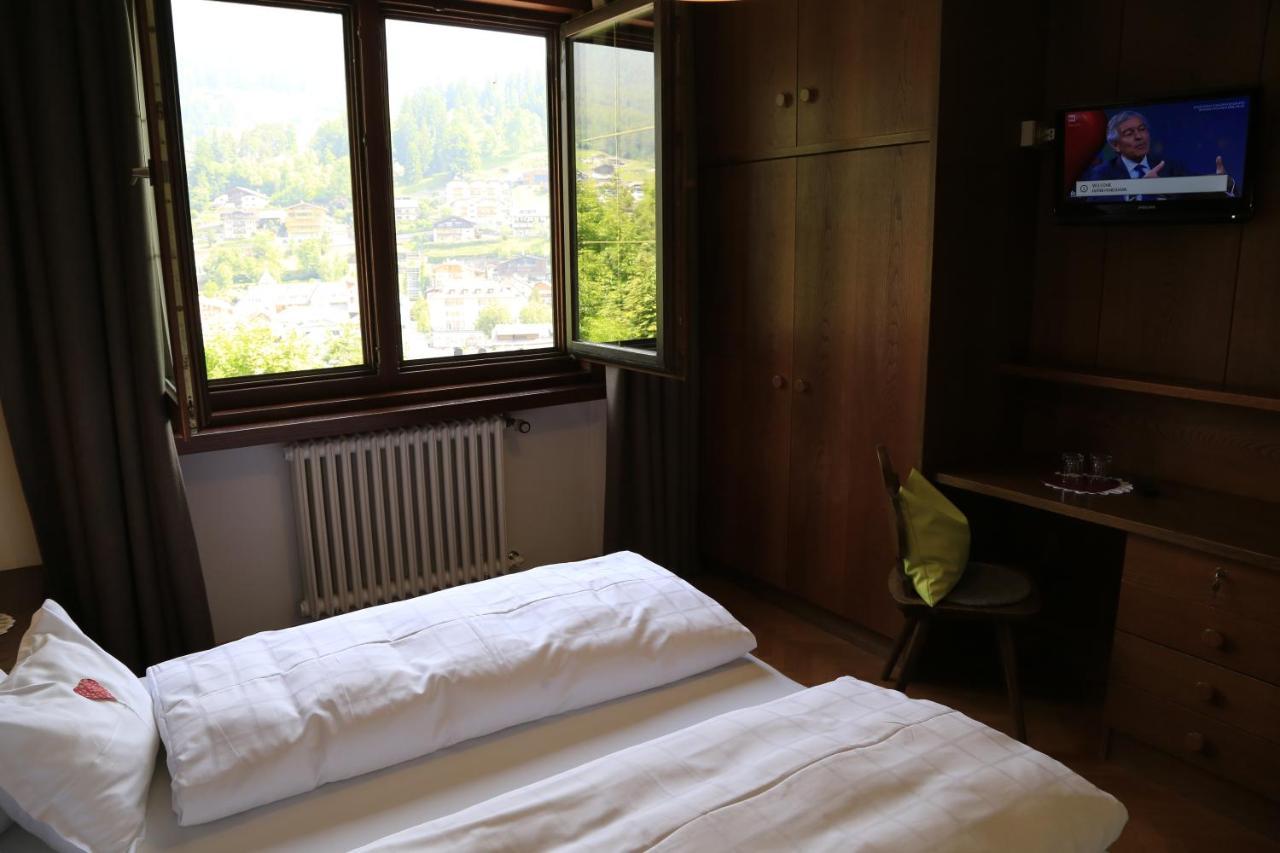 Hotel Garni Panoramik St. Ulrich in Gröden Exterior foto