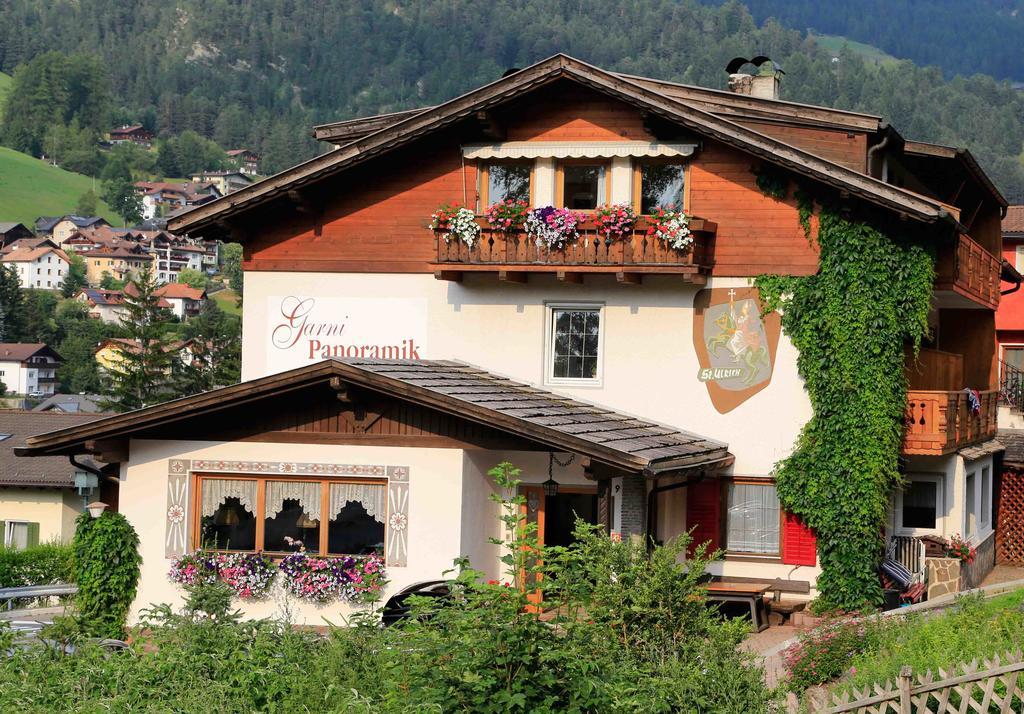 Hotel Garni Panoramik St. Ulrich in Gröden Exterior foto