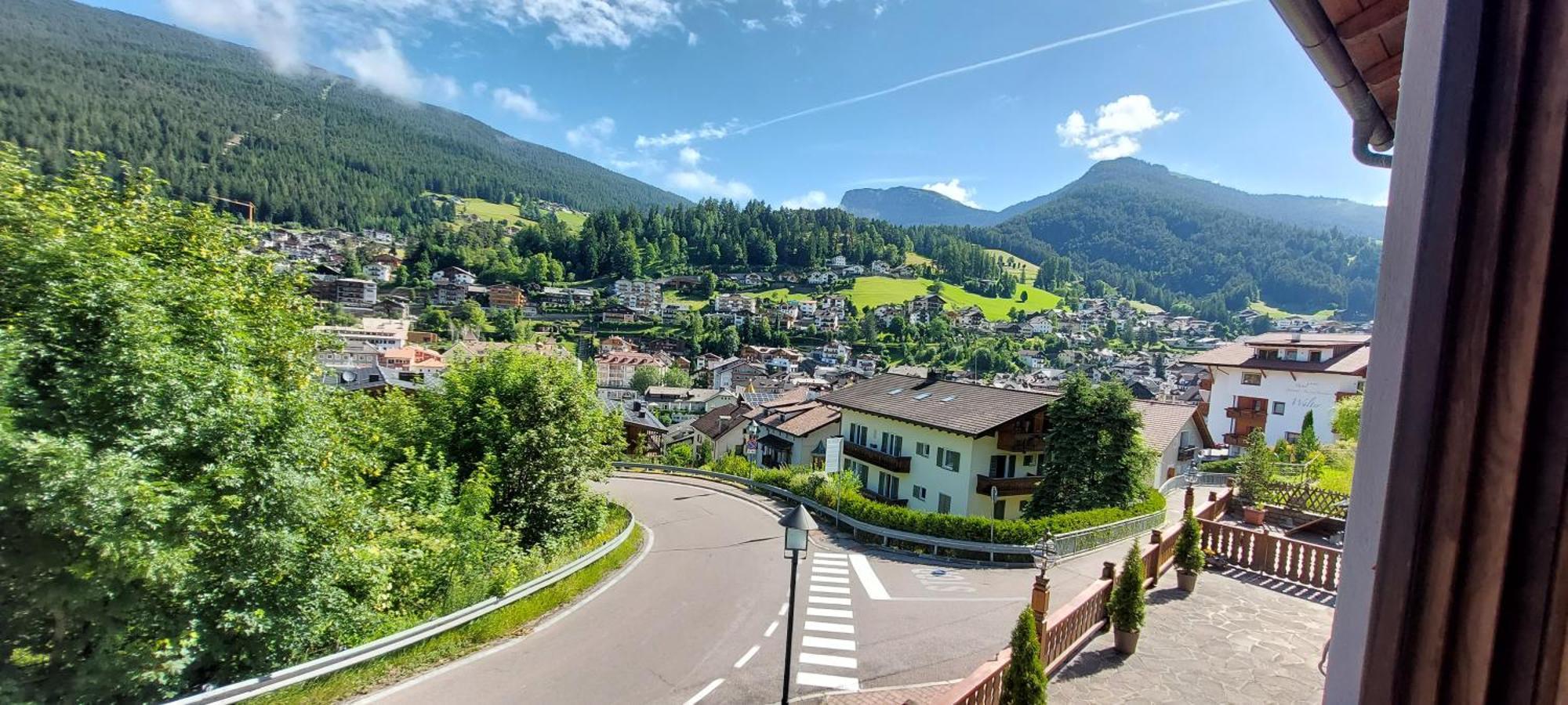 Hotel Garni Panoramik St. Ulrich in Gröden Exterior foto